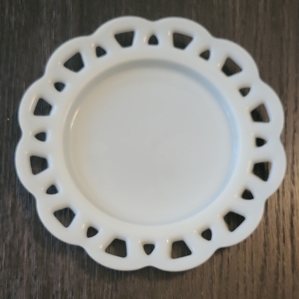 Milk Glass Open Lace Edge Luncheon Plate / Trinket Dish 8.25"